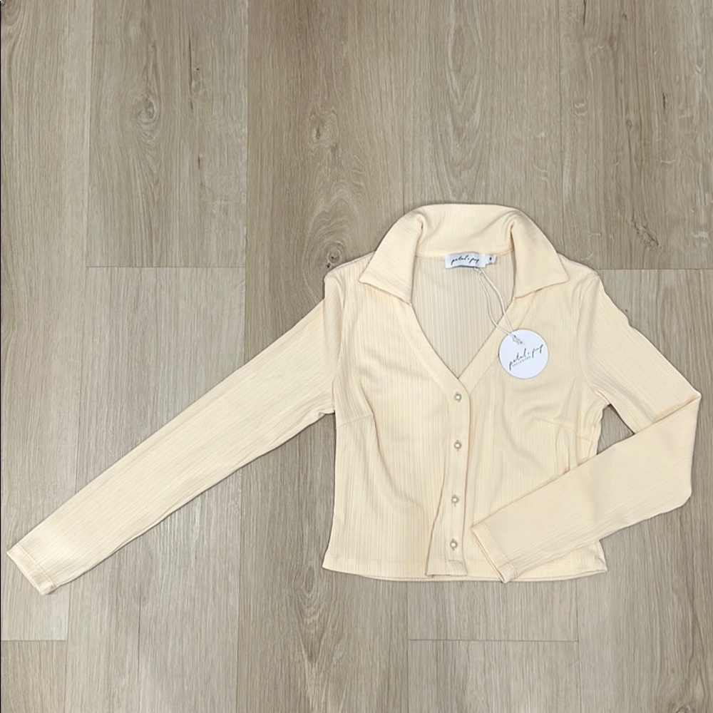 Petal and Pup Collar button down blouse